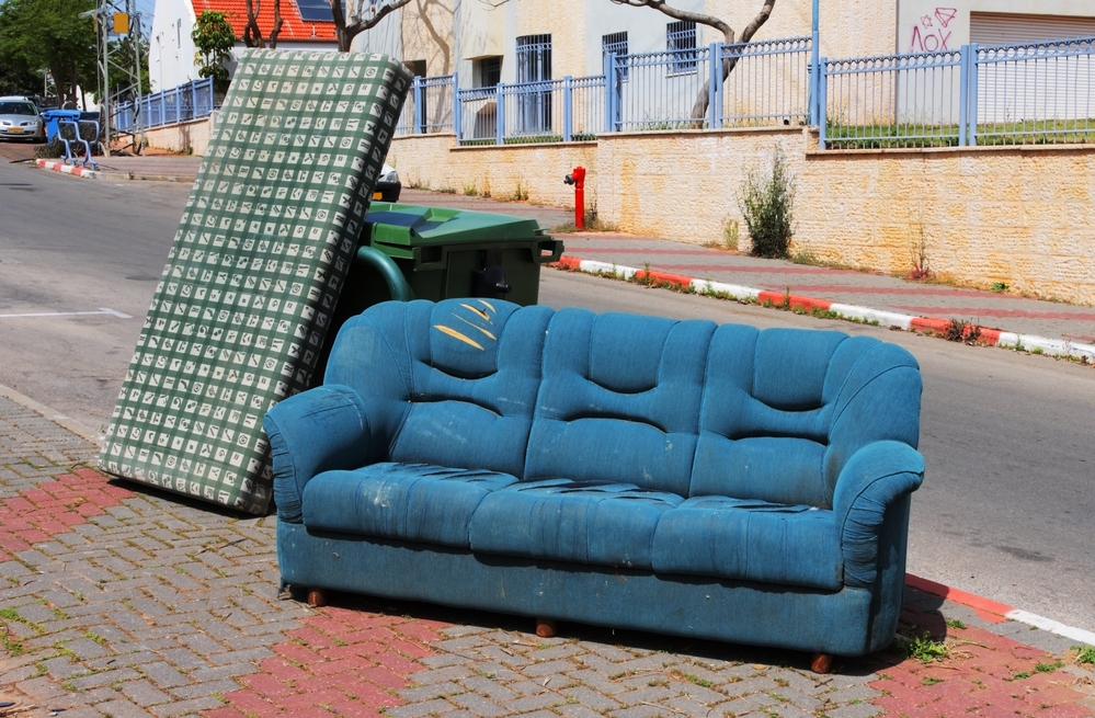 Junk King Cincinnati old furniture removal in cincinnati