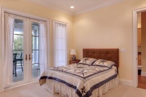 bedroom-389258_960_720