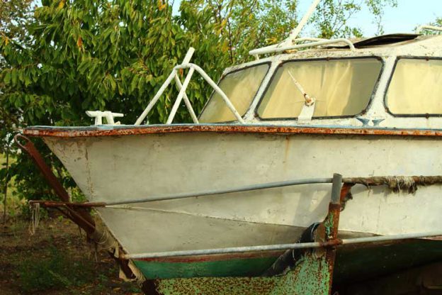 Old-Boat-Removal-Irving-Texas