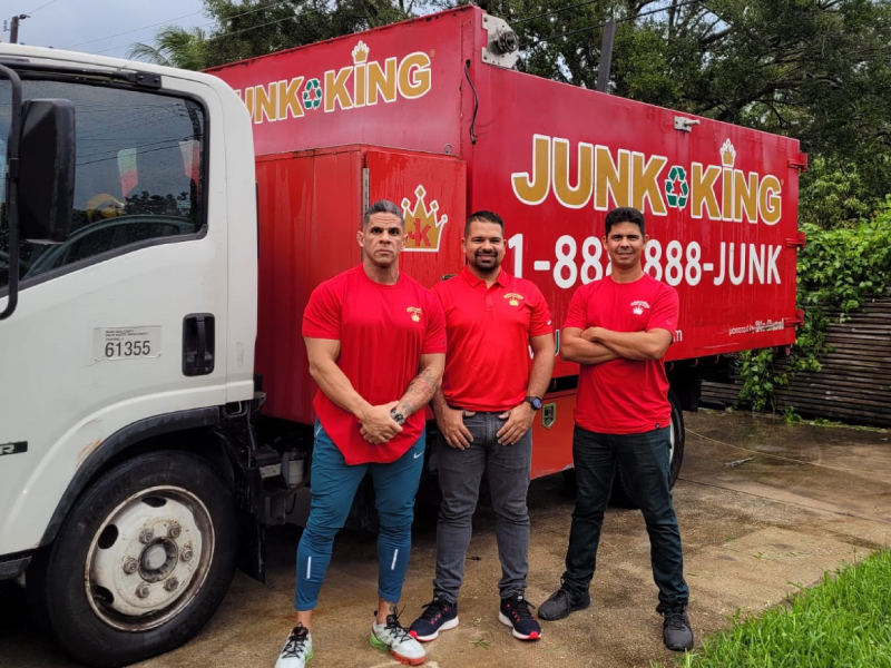 Junk King Franchise Owner