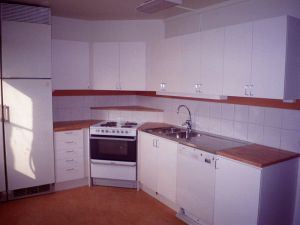 kitchen-485333-m