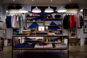 store-984393__480
