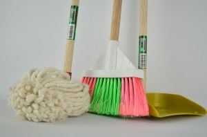 broom-1837434__480